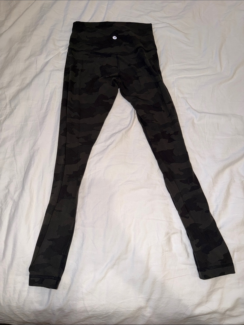 Lululemon Align Leggings in Black Camo Print- Size 4